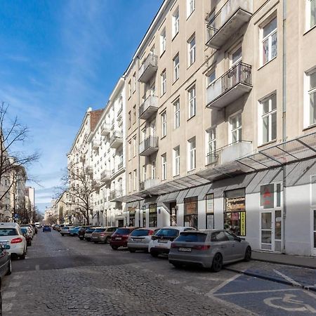 Downtown Studio Apartment Poznanska By Renters ワルシャワ エクステリア 写真