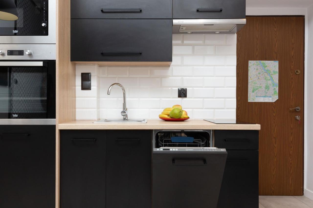 Downtown Studio Apartment Poznanska By Renters ワルシャワ エクステリア 写真